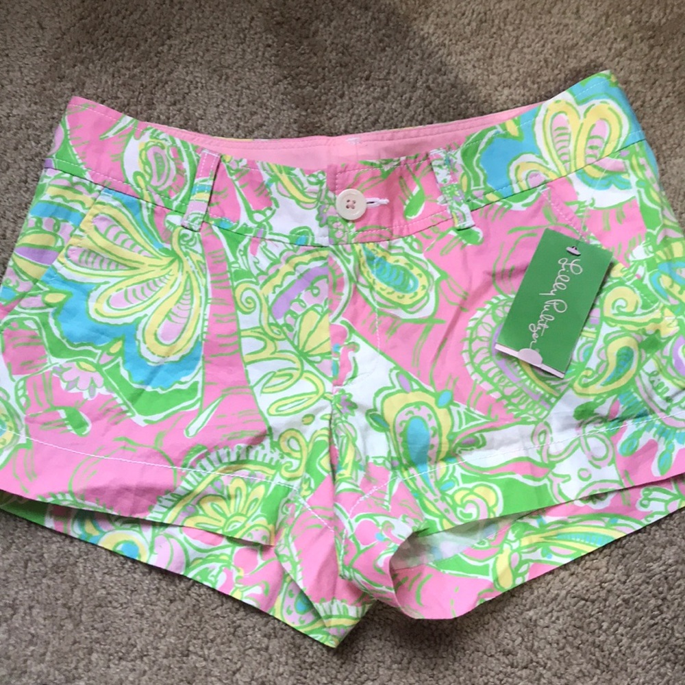 Size two lilly Pulitzer Walsh shorts